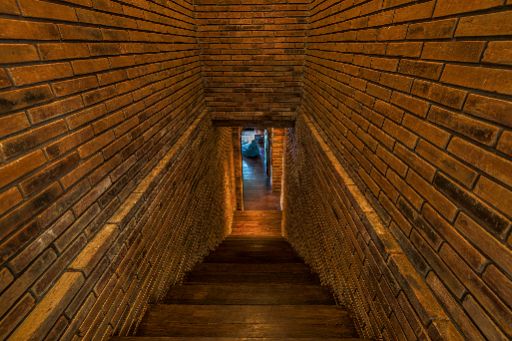 Villa Amita stairs to Orchid Suite